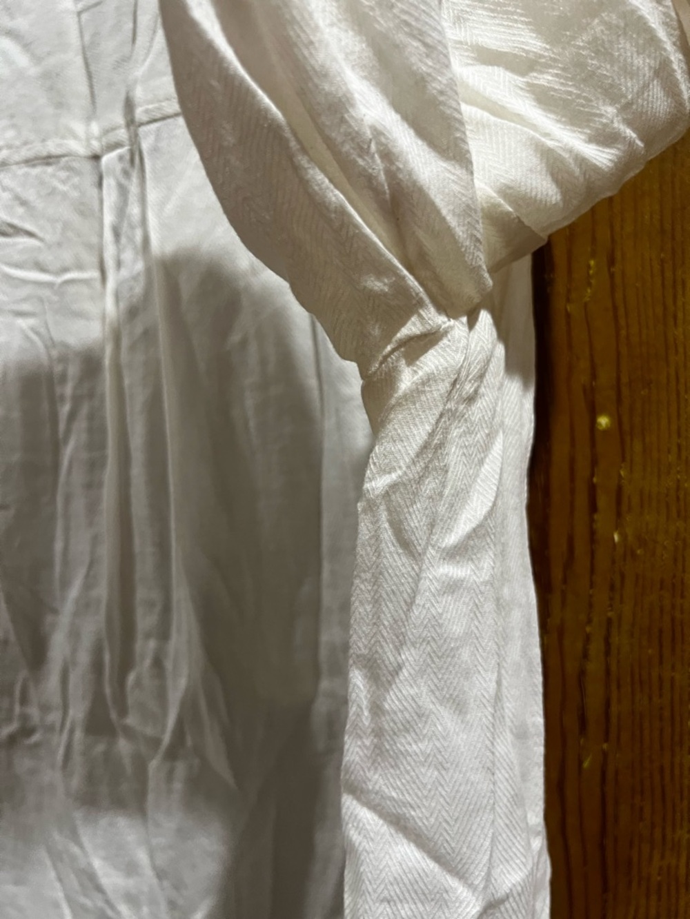 White Cotton Pintuck V-Neck Women's Top - Picture 7 of 12